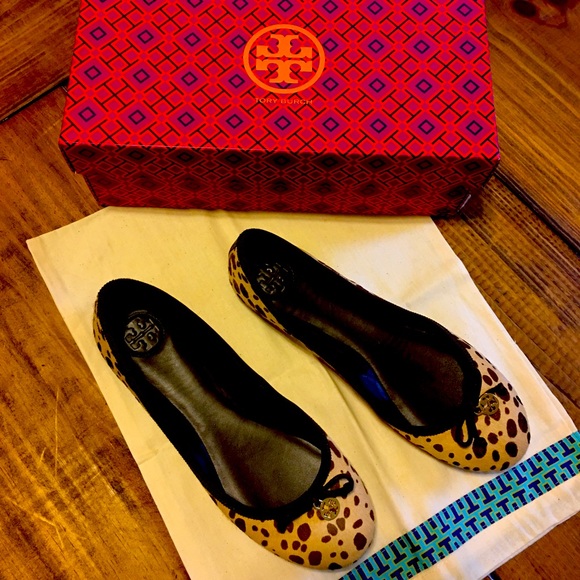 Tory Burch Chelsea flats!! - Picture 2 of 8